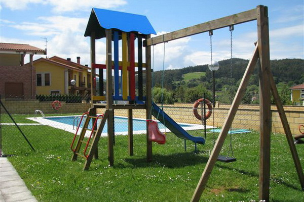 Shared pool and swings